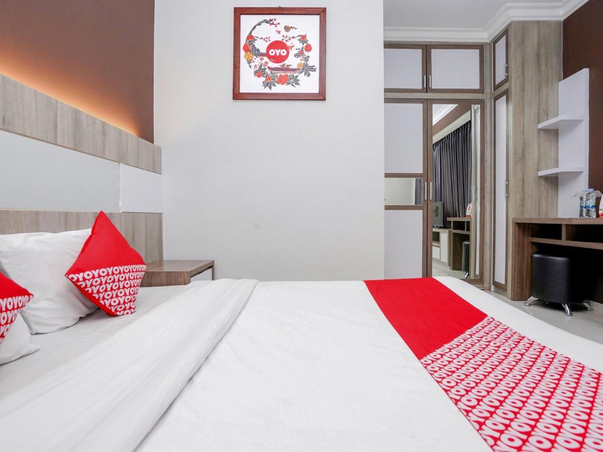 Oyo 747 Cipunegara Residence Surabaya Luaran gambar
